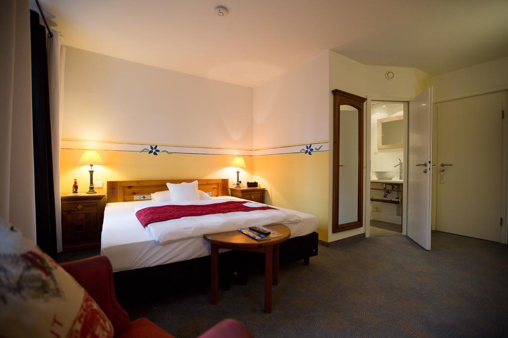 Hotel Buerkle Фелбах Стая снимка